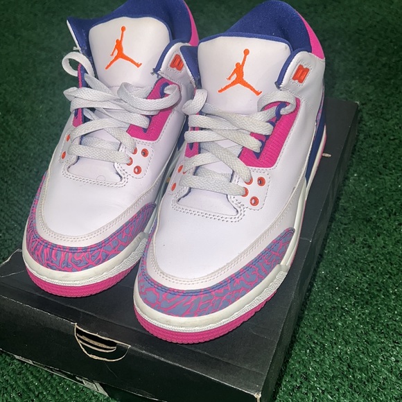 Jordan retro 3 gs size 6y - Picture 3 of 8